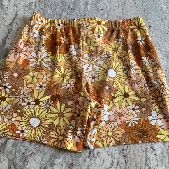 Retro Floral Design Pull on Lounge Shorts - Picture 2 of 10